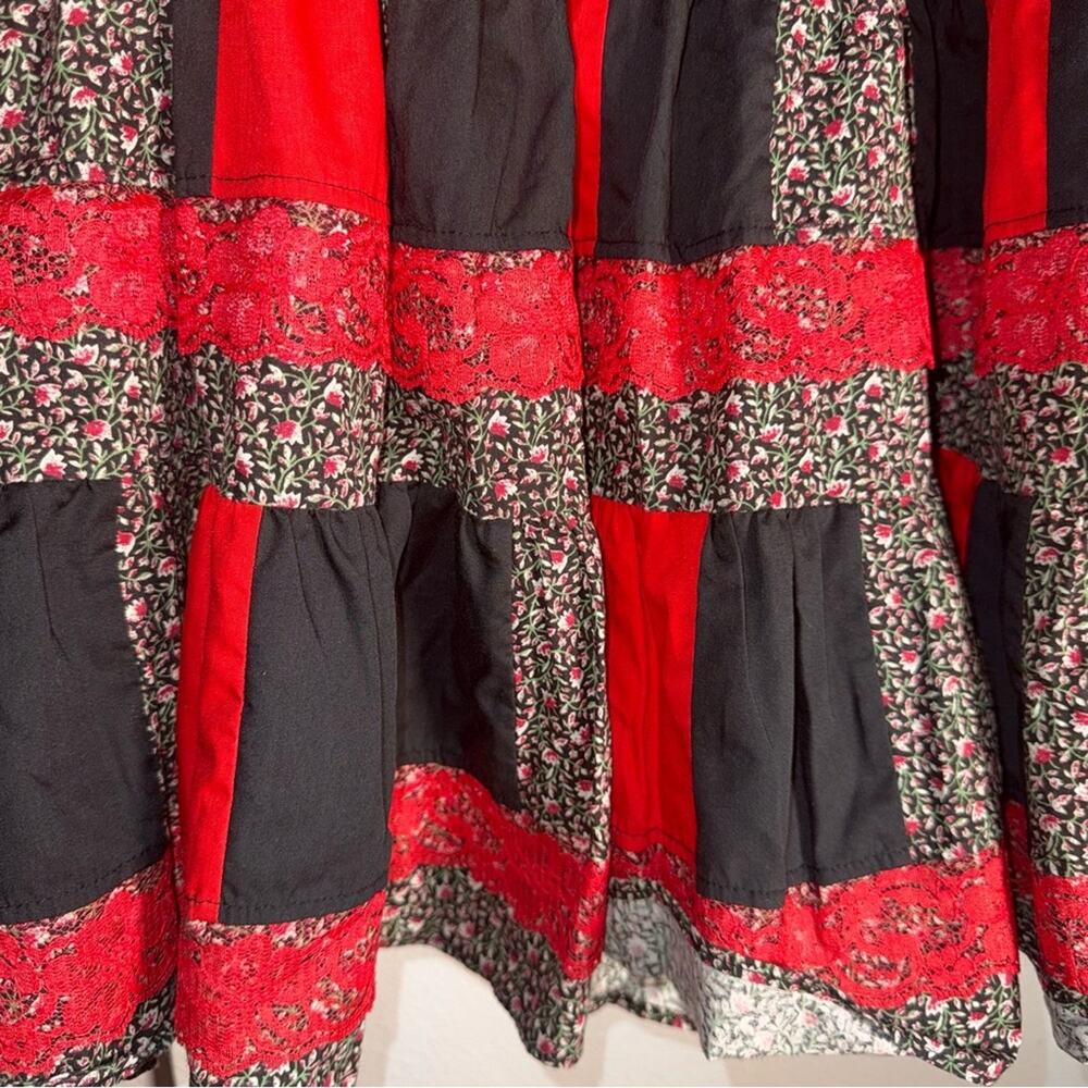 VINTAGE lace patchwork romantic whimsigoth floral cotton skirt plus size 3X - Picture 3 of 5